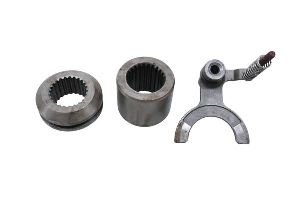 Arctic Cat - 04 Arctic Cat 500 FIS Auto 4x4 Front Differential Fork & Coupler