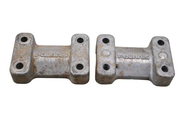Polaris - 00 Polaris Magnum 500 4x4 Handlebar Clamps