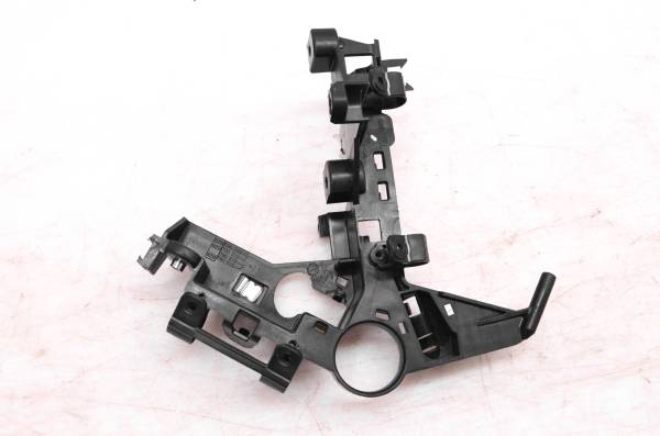 Ski-Doo - 18 Ski-Doo Renegade Enduro 600 HO Bracket Mounting Ignition Coil Support Cover 137"