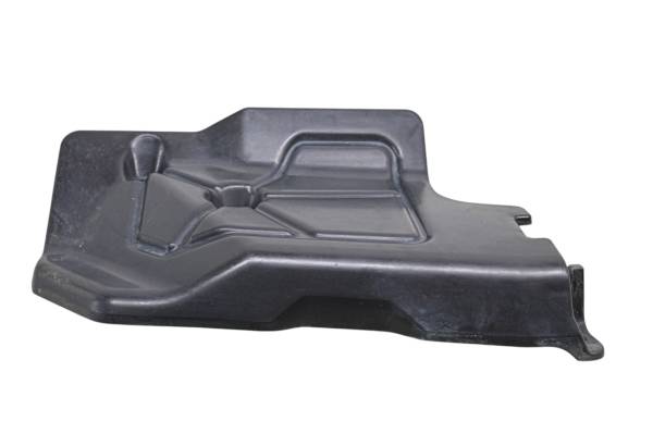 Yamaha - 04 Yamaha Grizzly 660 4x4 Right Splash Guard Cover YFM660F