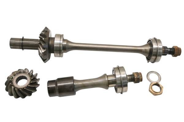 Suzuki - 03 Suzuki Vinson 500 4x4 Transmission Bevel Gears Output Shaft LTA500F