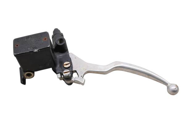 Bombardier - 04 Can-Am Outlander 330 4x4 Front Brake Master Cylinder & Lever Bombardier
