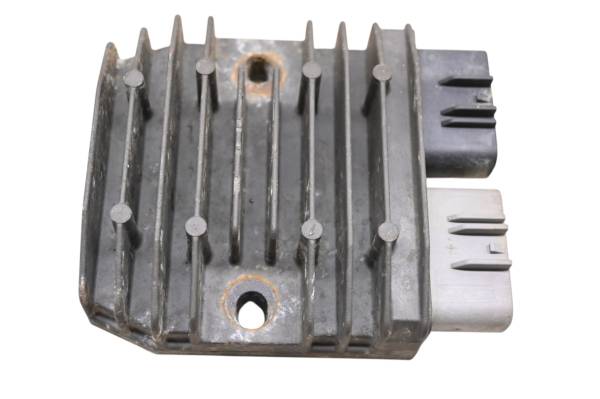 Bombardier - 04 Can-Am Outlander 330 4x4 Regulator Rectifier Bombardier