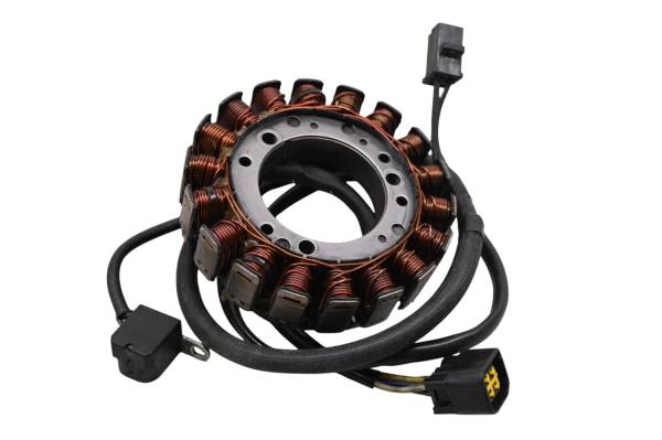 Suzuki - 01 Suzuki Quadmaster 500 4x4 Stator LTA500F