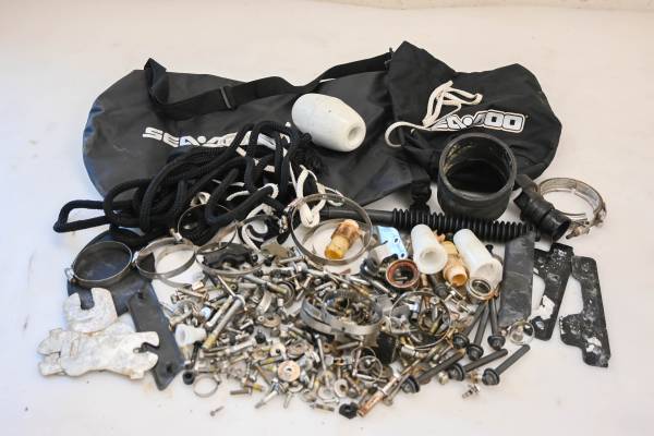 Sea-Doo - 15 Sea-Doo GTX 260 iS Limited Hardware Set Nuts & Bolts