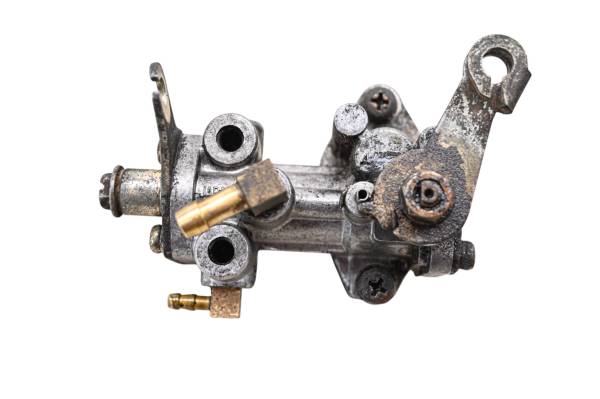 Polaris - 99 Polaris Trail Boss 250 2x4 Oil Pump