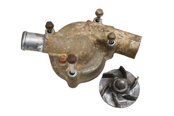 Yamaha - 16 Yamaha Wolverine 700 Water Pump Cover & Impeller YXE700W