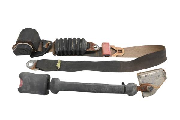 Yamaha - 16 Yamaha Wolverine 700 Drivers Seat Belt Assembly YXE700W