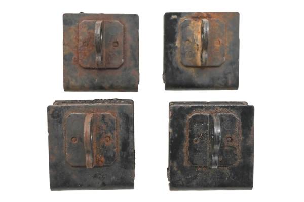 Yamaha - 16 Yamaha Wolverine 700 Engine Rubber Damper Brackets YXE700W