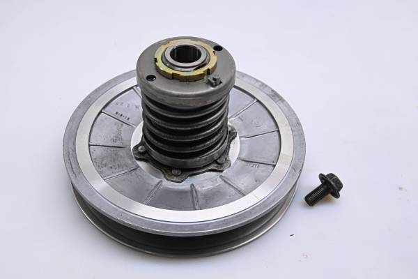 Suzuki - 06 Suzuki King Quad 700 4x4 Secondary Driven Clutch LTA700X