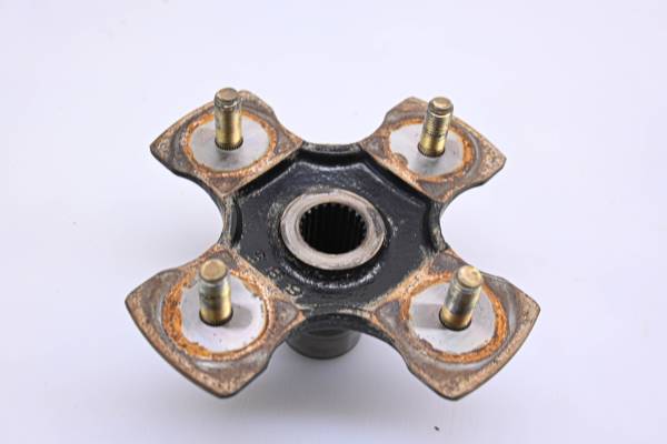 Suzuki - 06 Suzuki King Quad 700 4x4 Rear Wheel Hub Left Or Right LTA700X