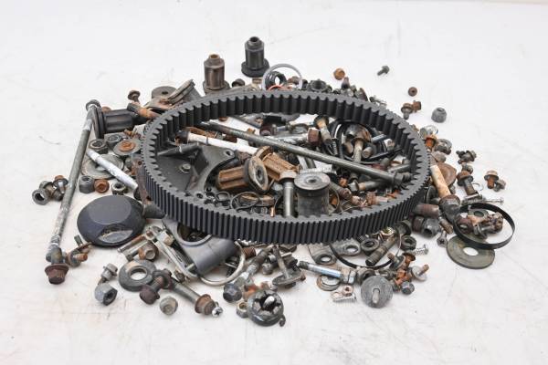 Yamaha - 01 Yamaha Kodiak 400 4x4 Hardware Set Nuts & Bolts YFM400F