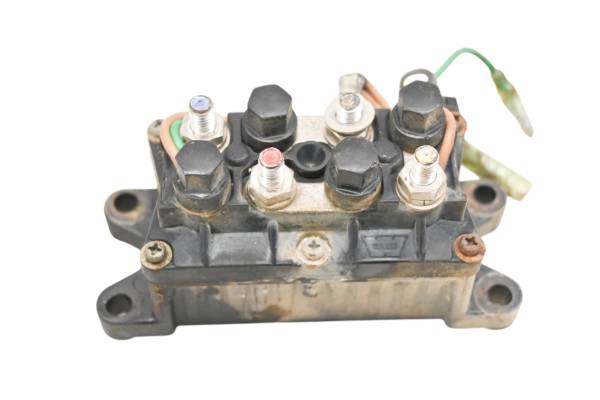 John Deere - 05 John Deere Trail Buck 650 4x4 Winch Solenoid Block