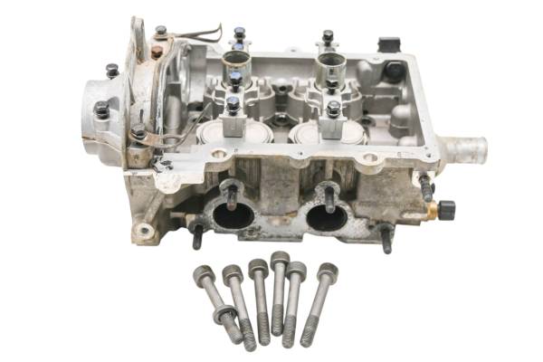 John Deere - 16 John Deere Gator XUV590i Cylinder Head