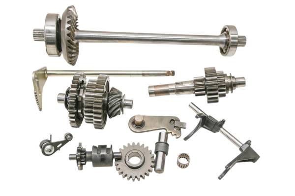 John Deere - 05 John Deere Trail Buck 650 4x4 Transmission Shift Forks & Drum