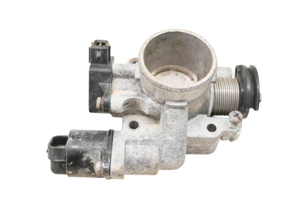 John Deere - 16 John Deere Gator XUV590i Throttle Body