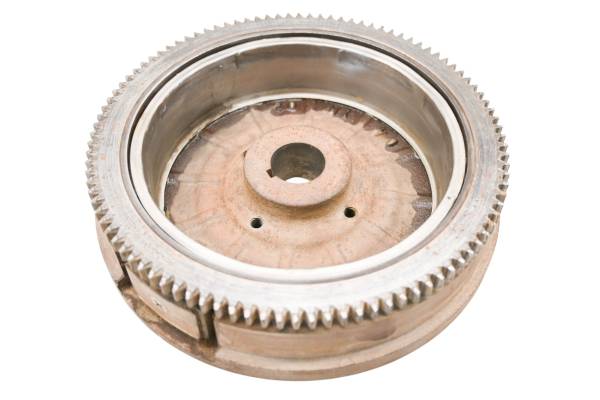 John Deere - 11 John Deere Gator XUV550 Flywheel Magneto