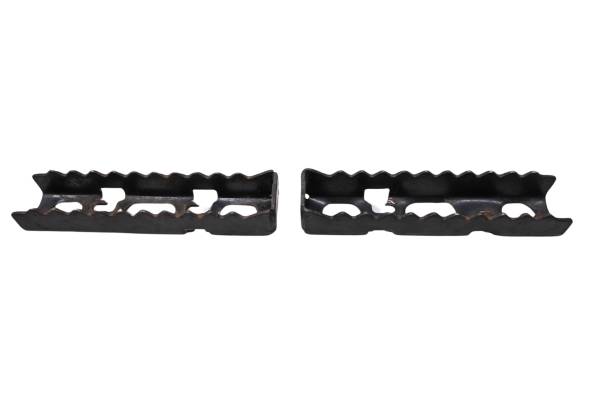 John Deere - 05 John Deere Trail Buck 500 4x4 Auto Foot Pegs Left & Right
