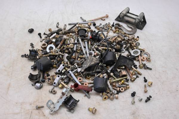 Can-Am - 21 Can-Am Outlander 570 4x4 Hardware Set Nuts & Bolts