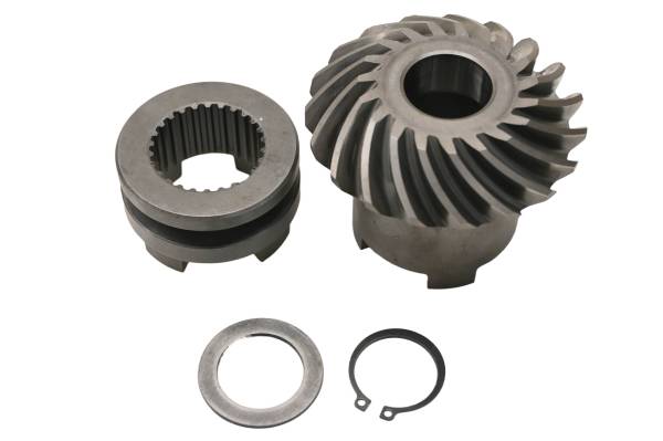 Kubota - 23 Kubota RTV-XG850 Transmission Bevel Gear 19T & Output Shifter Sidekick 850