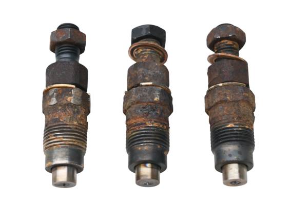 Kubota - 16 Kubota RTV-X1100CW Fuel Injectors