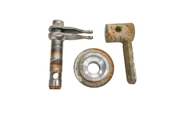 Kubota - 18 Kubota RTV-X1140W Control Valve Arm Shaft