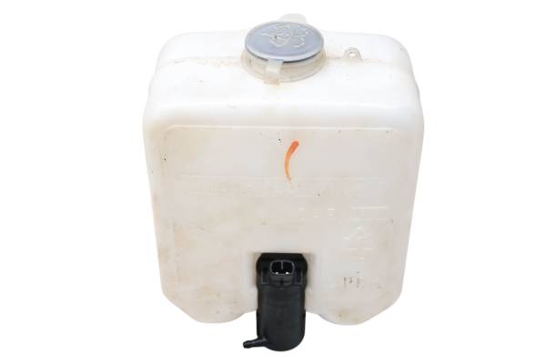 Kubota - 15 Kubota RTV-X1100CW Windshield Wiper Bottle