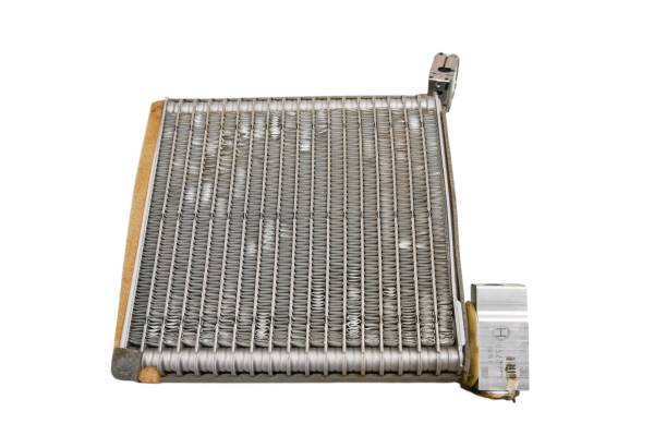Kubota - 10 Kubota RTV1100CW9-H Ac Evaporator Radiator & Thermostatic Switch