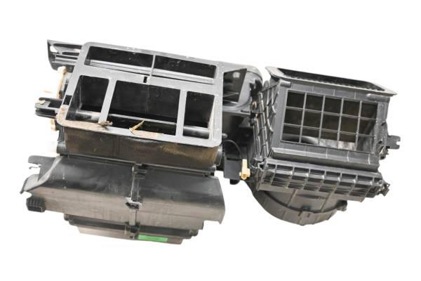 Kubota - 15 Kubota RTV X 1100 C Air Conditioner Hvac Unit