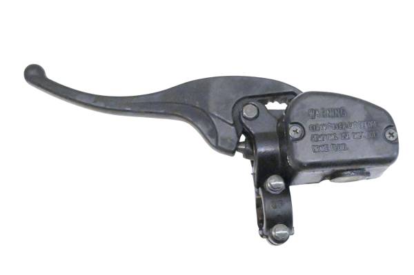 Polaris - 02 Polaris Sportsman 700 4x4 Front Brake Master Cylinder & Lever