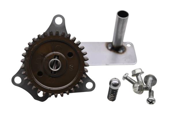 Kawasaki - 18 Kawasaki Mule 4000 2x4 Oil Pump KAF620