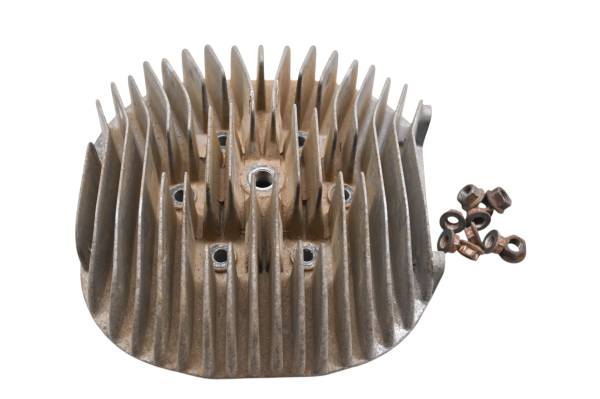 Polaris - 99 Polaris Xplorer 300 4x4 Cylinder Head
