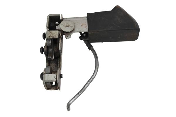 Can-Am - 13 Can-Am Commander 1000 XT Driver Door Latch