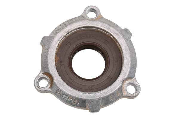 Can-Am - 13 Can-Am Commander 1000 XT Front Drive Shaft Output Flange Cover
