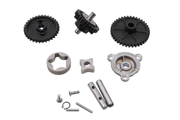 Can-Am - 13 Can-Am Commander 1000 XT Oil Pump & Gears