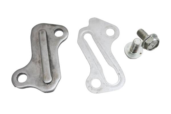 Kawasaki - 19 Kawasaki Mule Pro-DX EPS Oil Pump Brackets KAF1000E