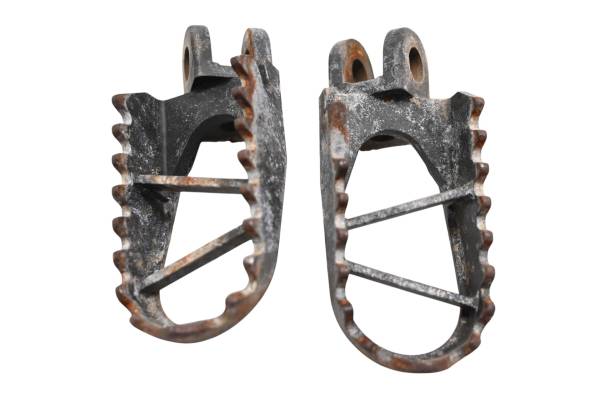 Suzuki - 00 Suzuki DRZ400E Foot Pegs