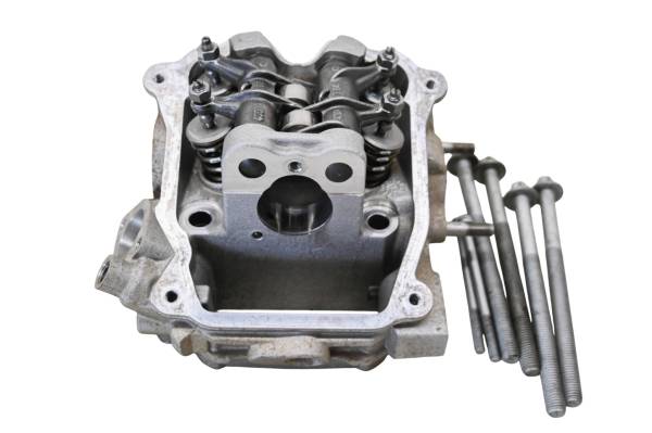 Bombardier - 05 Can-Am Outlander 400 XT 4x4 Cylinder Head Bombardier