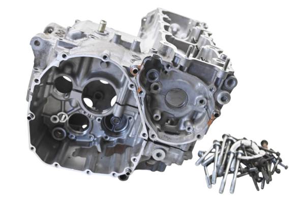 Suzuki - 98 Suzuki GSX-R750 Crankcase Center Crank Case