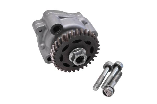 Kubota - 18 Kubota RTV-X900W Oil Pump
