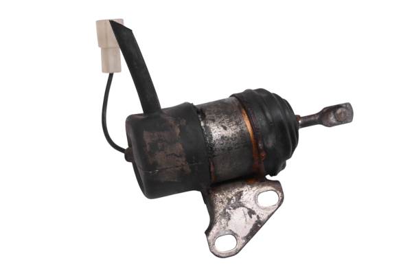Kubota - 18 Kubota RTV-X900W Fuel Shut Off Solenoid