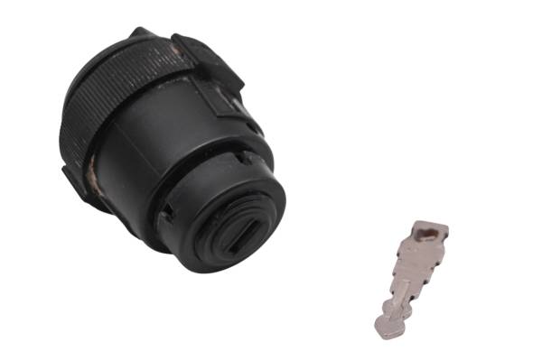 Kubota - 18 Kubota RTV-X900W Key Switch