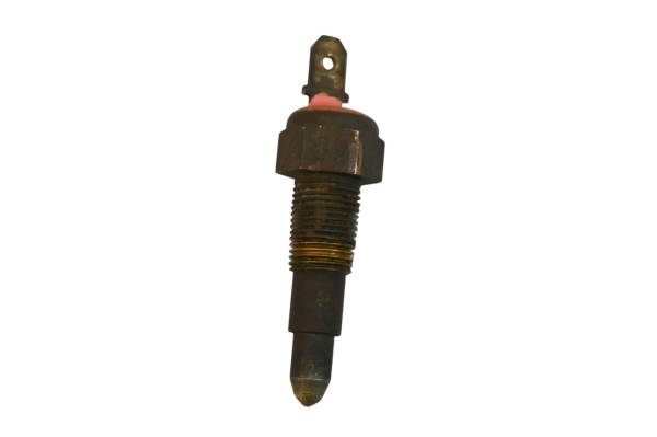 Kubota - 18 Kubota RTV-X900W Water Temp Switch