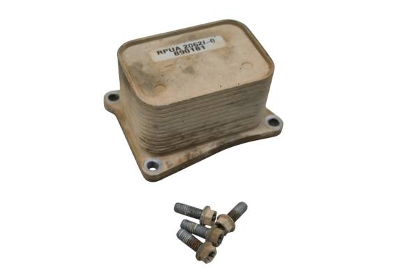 Can-Am - 18 Can-Am Commander Max 1000 XT Oil Cooler