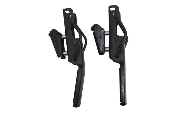 Kawasaki - 19 Kawasaki Mule Pro-DXT Tailgate Latches KAF1000A