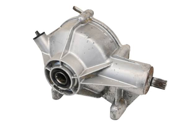 Kubota - 18 Kubota RTV-X900W Front Differential