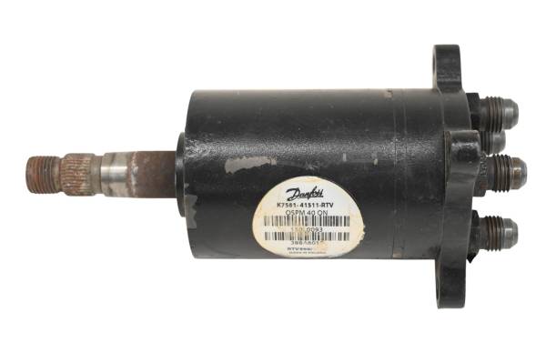 Kubota - 18 Kubota RTV-X900W Hydraulic Steering Controller