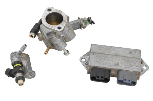 Kubota - 12 Kubota RTV400Ci Electric Control Unit Ecu & Throttle Body