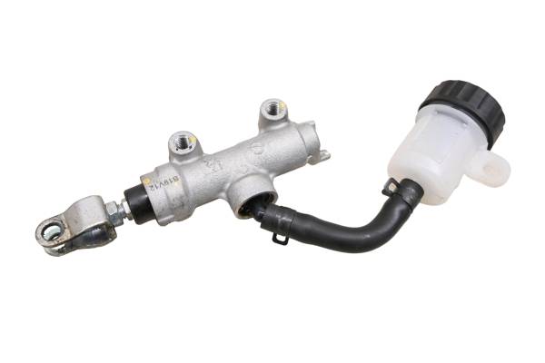 Kawasaki - 20 Kawasaki Z900 Rear Brake Master Cylinder ZR900 ABS