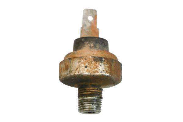 Kawasaki - 21 Kawasaki Mule Pro-DXT Oil Pressure Switch KAF1000